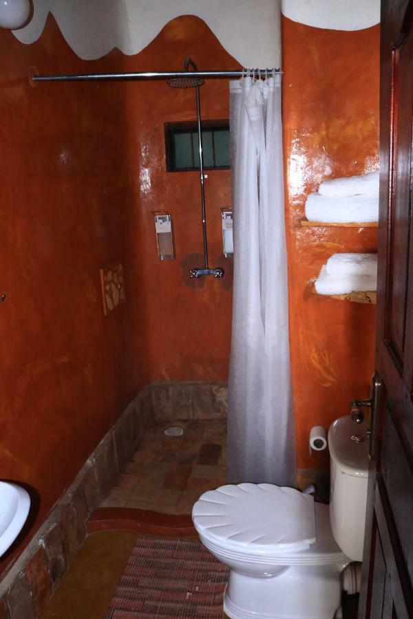 The Haven Hotel Jinja Eksteriør billede
